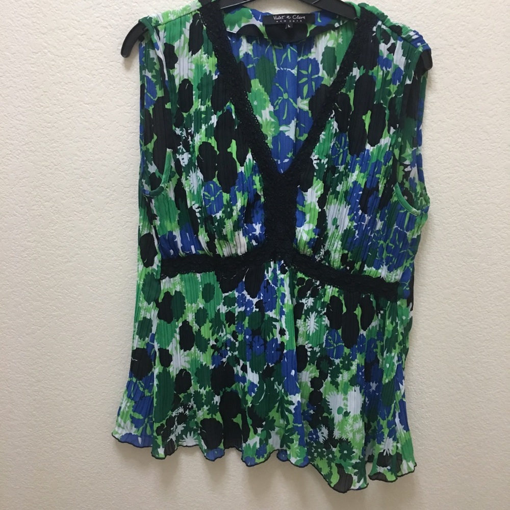 Women’s Violet &  Claire Large Black/Green Blouse